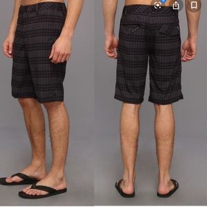 O’Neill HyBrid Freak Walking Short NWOT